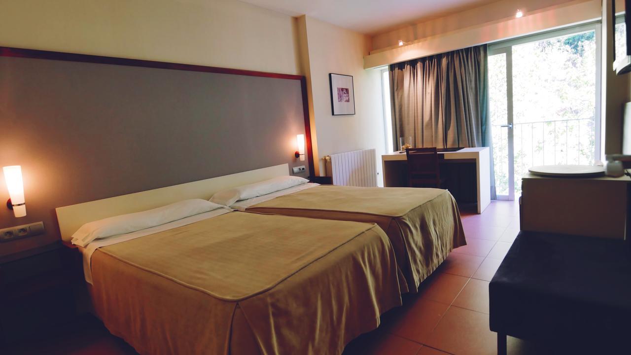 Balneario De Tus Hotell Yeste Eksteriør bilde