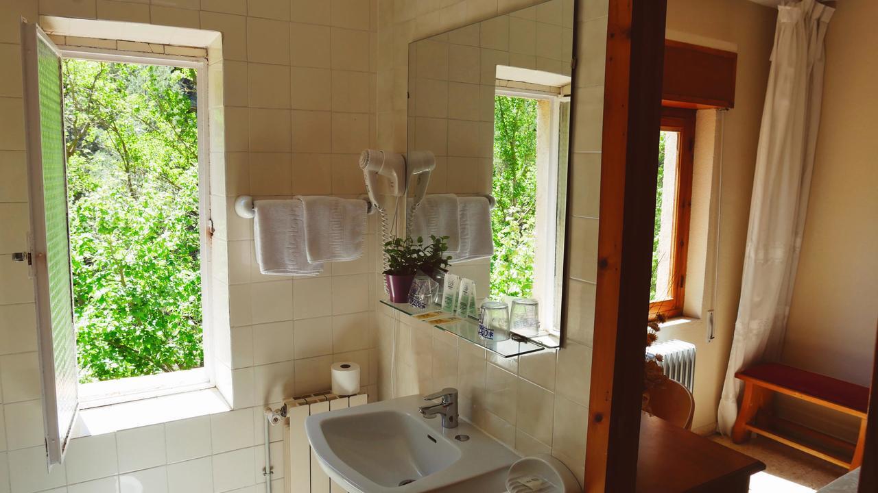 Balneario De Tus Hotell Yeste Eksteriør bilde