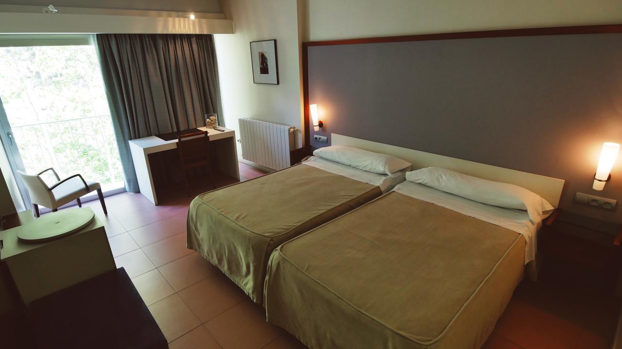 Balneario De Tus Hotell Yeste Eksteriør bilde